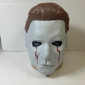 Halloween II Michael Myers popcorn bucket Collectible  Snapco Universal Studios